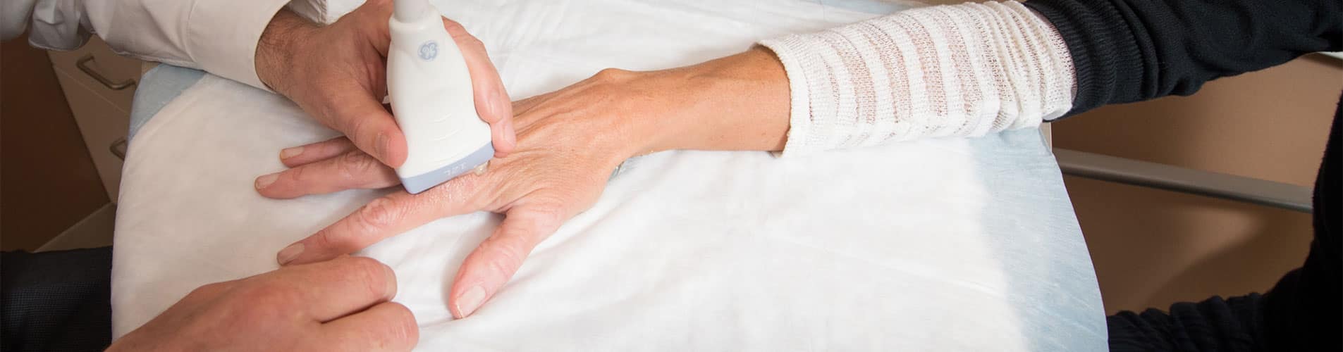 Ultrasound exam on a hand